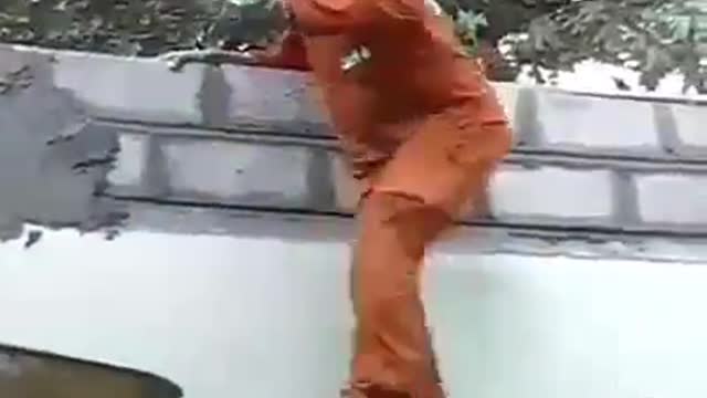 A funny bricklayer video