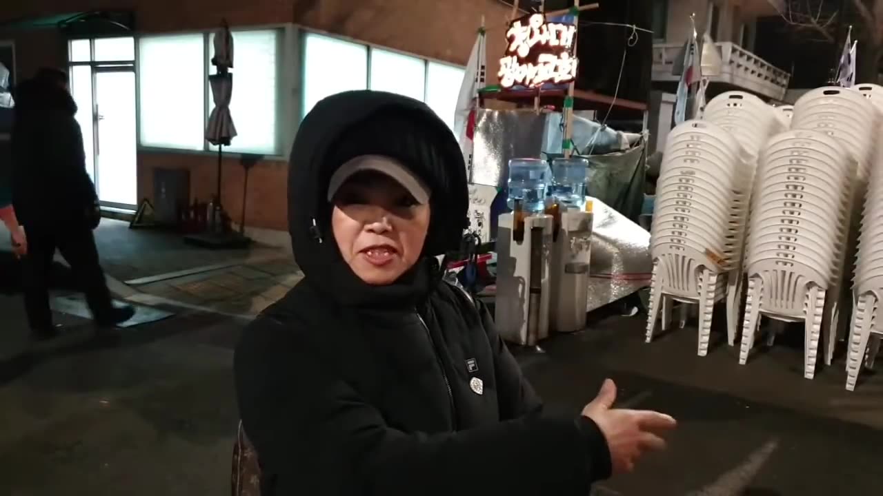 20191221_V3_S01(5Ii1Nc3fOWI)새벽 3시에 한남동 국회의장공관으로 쳐들어가는 여전사