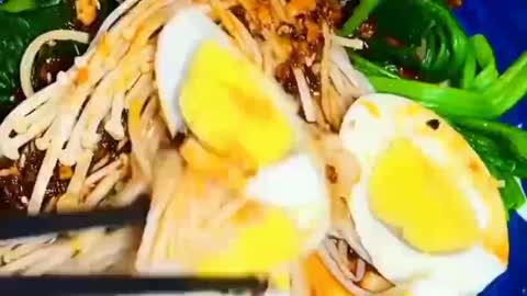 Egg fried noodles