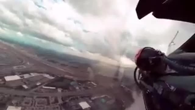 Super cool and thrilling airplane pilot action