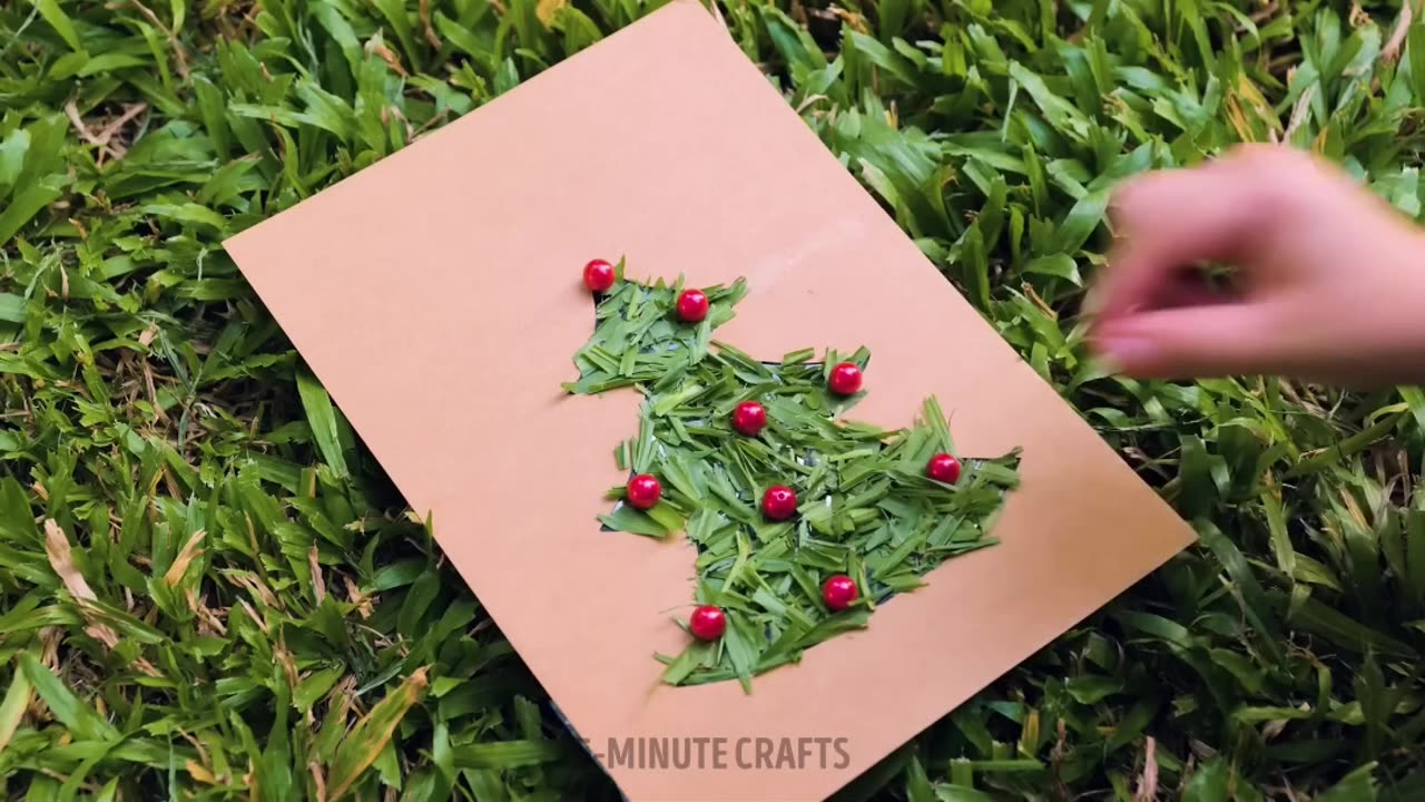 Christmas tree using cardboard