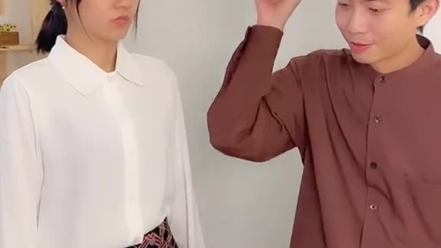 Can anyone explain what's going on ? Magic 🦥