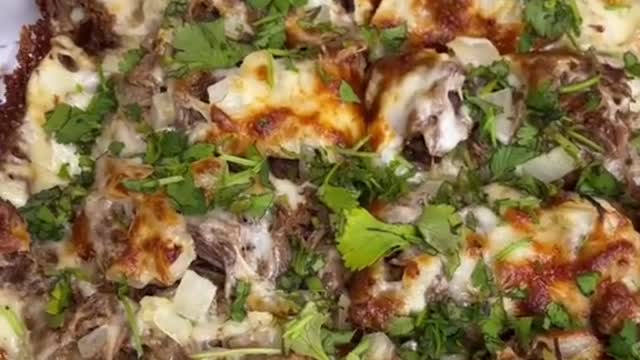 BIRRIA PIZZA from Xtra Cheese in Whittier, CA! All of their food is 100% Halal!