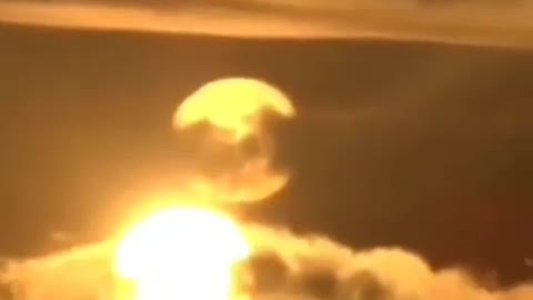 WHEN YOU KNOW YOU KNOW! - WHAT DO YOU THINK THIS IS? 🍿🇺🇸 SHARE!!