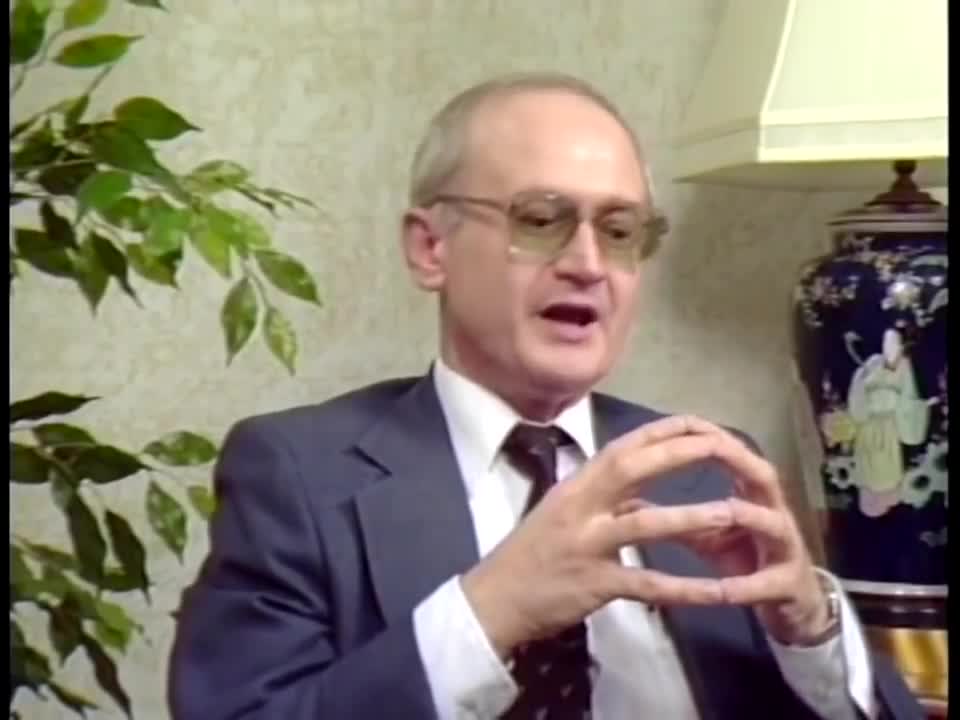 Yuri Bezmenov interview