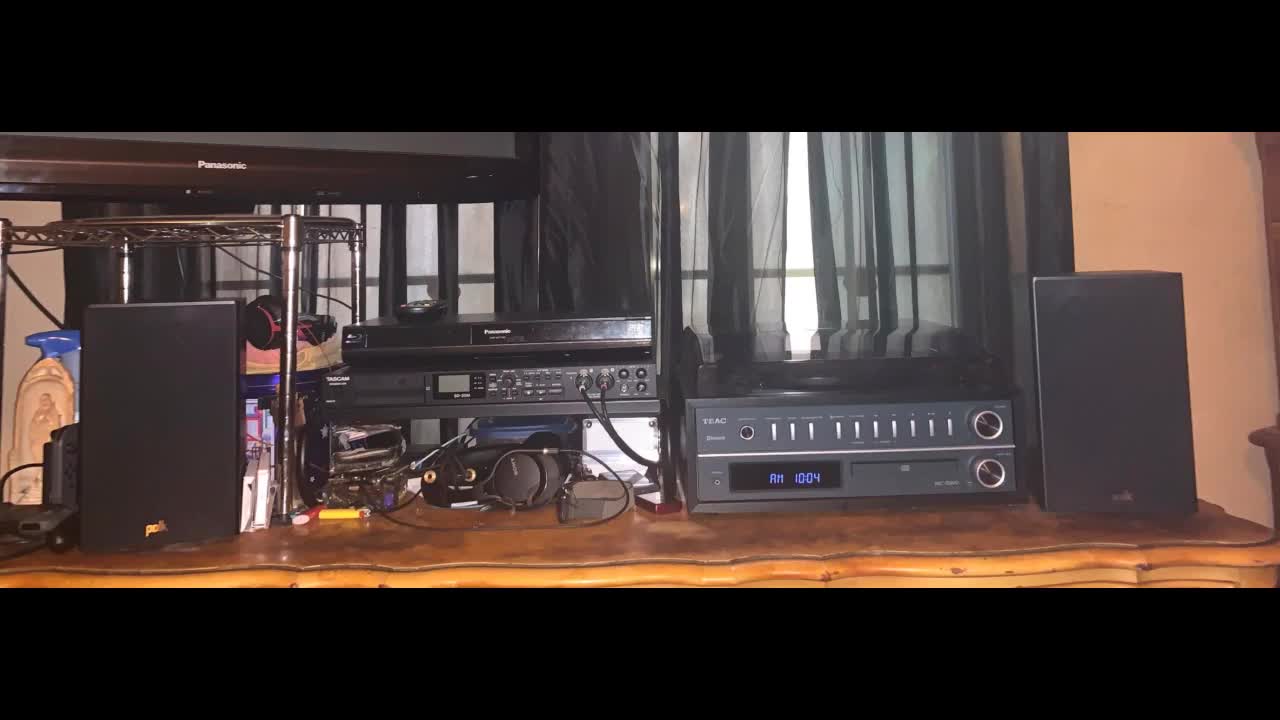 Review: Polk Audio 5.1 Channel Home Theater System with Powered Subwoofer Two (2) T15 Bookshel...