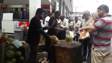 😮Fastest Coconut Cutting!