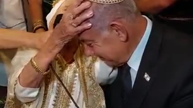 יומולדת 100 שמח סבתא ממה.