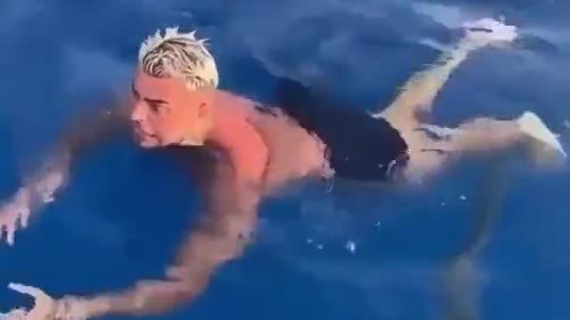 He left his soul on the water 🤣