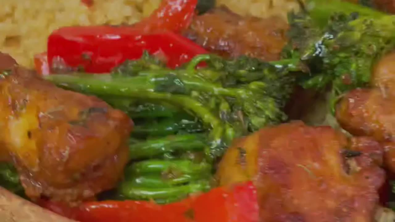 Garlic Butter Tofu & Broccoli