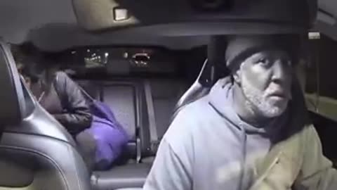 Uber driver shot at after picking up a woman 😱