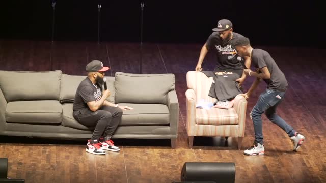 Comedy - Watch and see who got their butt whooped first