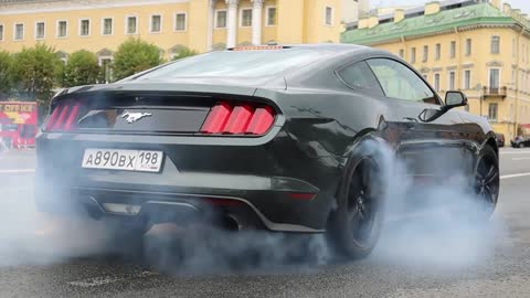 Mustang doing Burnout