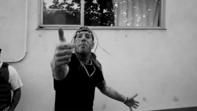 Tom MacDonald, D.R.U.G. ft MadChild