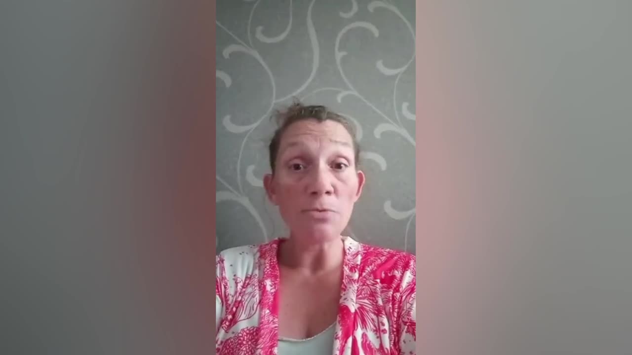 Baksteenharde Hannie over in elkaar geslagen Danny Vonk