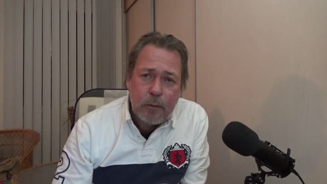 Kulturministern är helt galen