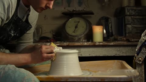 Throwing a Round Bellied Vase with Flared Top