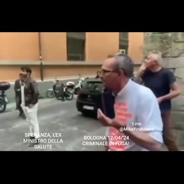 Delinquente, disgraziato, assassino!