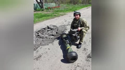 RUSSIA-UKRAINE. Javelin, NLAW operator destroys six Russian armored vehicles in one day.