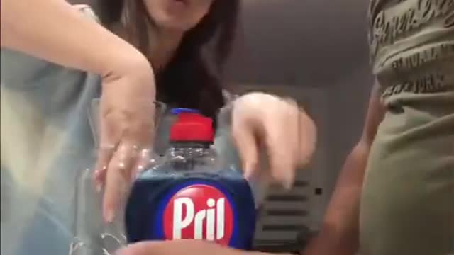 His wife did a prank, do you want to watch?
