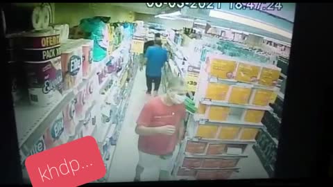 Piranha robbery in supermarket arg