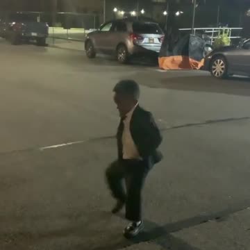 Little boy shows off adorably cute Michael Jackson dance moves