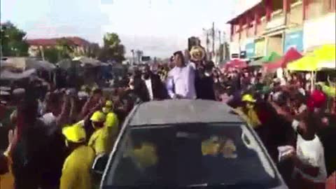 Francis Ngannou gets hero's welcome