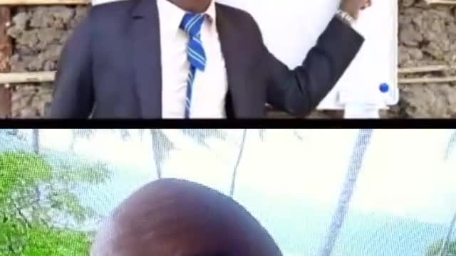 Try not laugh😂