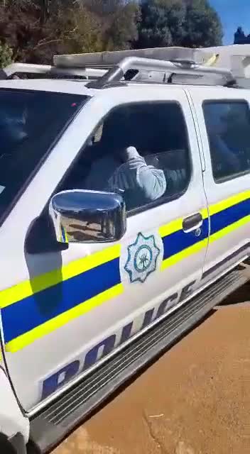 ‘I don’t like coloureds’: Onnie suspended for racial outburst on video