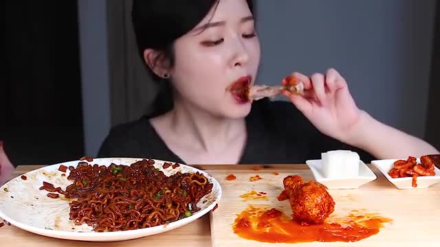 Black beans mukbang with chicken