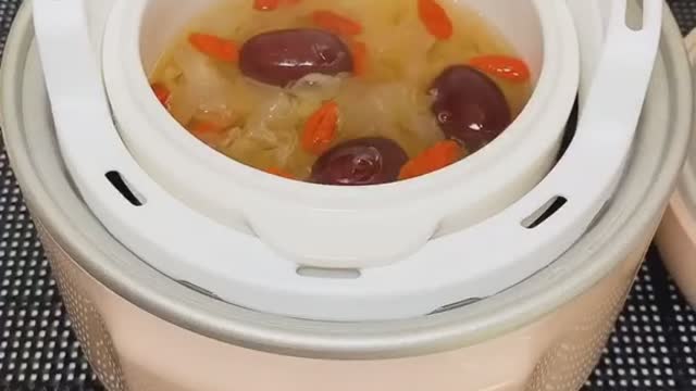 It's a delicious Chinese stew. It's delicious