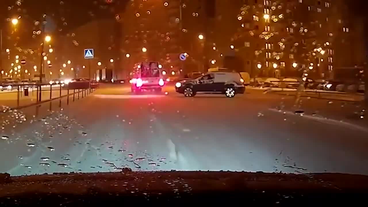 Winter Car Crash In Russia 001