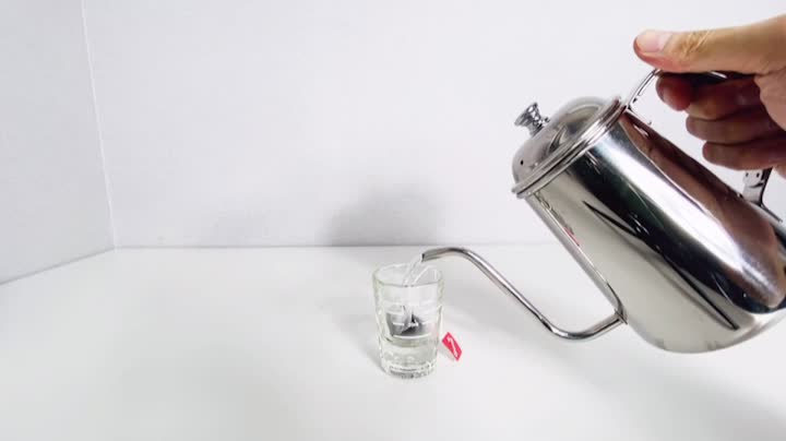 Making Ice Milk Tea at Home with Milk Tea Powder!