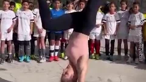 Conheça Melody: a rainha do controle 👑