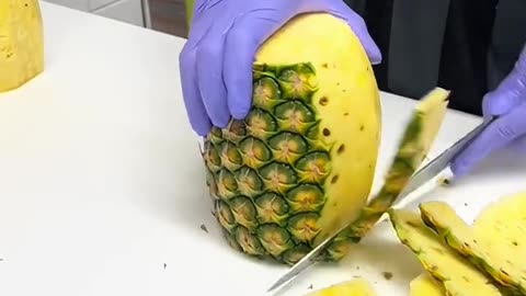 Pineapple Cutting