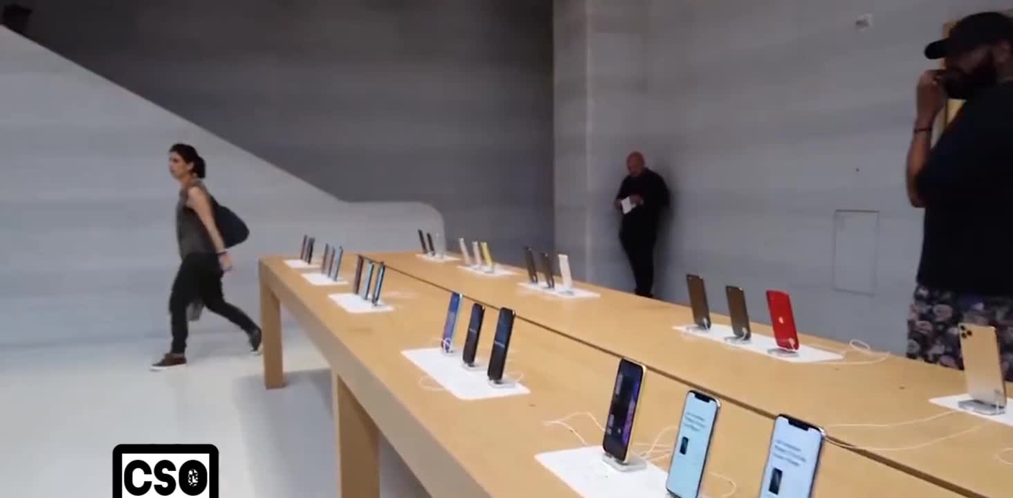iPhone 13 e iPhone 12, Apple começa a vender peças para reparos
