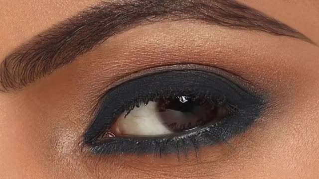LAKME EYECONIC KAJAL FOR girls/WOMEN
