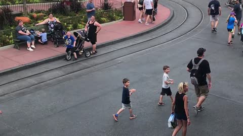 Man Displays Trump Banner at Disney World