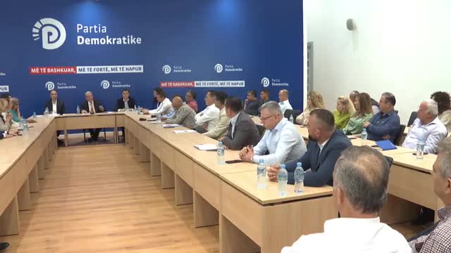 Berisha: Ballkani i Hapur, është Tradhëtia më e Madhe që po iu bëhet Shqiptarëve nga Rama - I gjithë Rrjeti i Soros është ngritur në këmbë në Kosovë e Shqipëri për të mbrojtur Ballkanin e Hapur ...