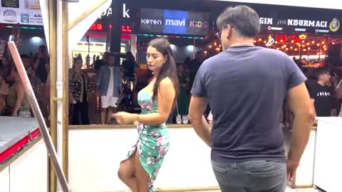 Ortalık Yıkılıyor Yeni | Çılgın Dondurmacı Bulamam senden başka İlk Şovlar