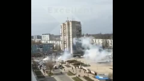 Enerhodar right now. Russians opened fire on civilians.