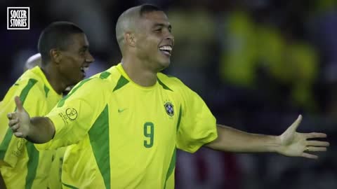 Why Ronaldo had this strange haircut in 2002 World Cup - Surprising!!