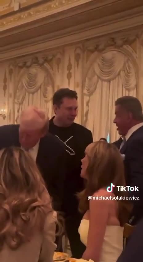 Elon Musk, Donald Trump and Sylvester Stallone at Thanksgiving Dinner