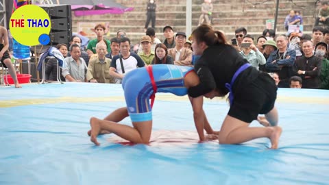 Female Wrestler DOMINATES Ring - Raw Power and Skill on Display - wrestling | 레슬링 | कुश्ती|มวยปล้ำ| gulat | နပန်း | レスリング