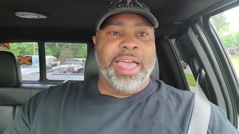 Michelle Obama ridiculous claim of racial profiling...11/05/21