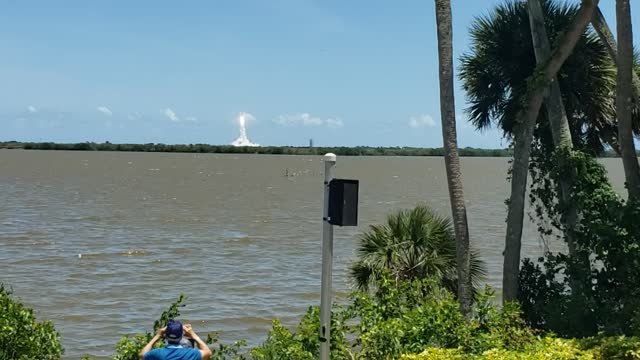 Kennedy Space Center launch of Atlas rocket 18 May 21