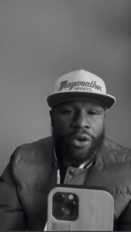 Floyd Mayweather Joins The Train Of Support For Kyrie Irving AGAINST Mandatory Vaccinations