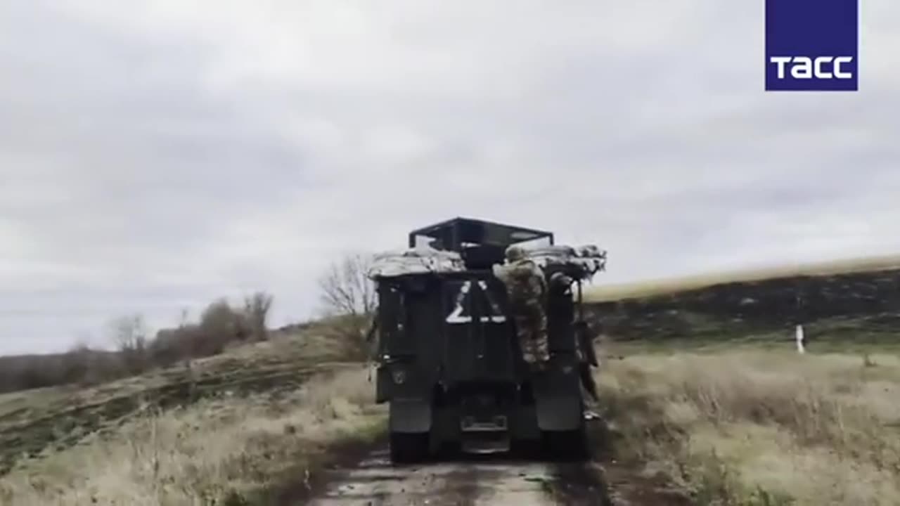 Russian troops evacuated a Ukrainian "Cougar" heavy armored vehicle on the front lines. Kursk region