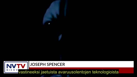 Pillinviheltäjä Joseph Spencer paljastaa oikeita miehiä mustissa