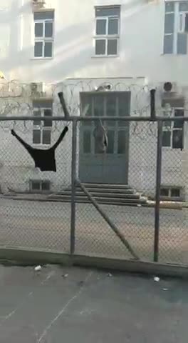 Migrant Set Fire to Corinth Detention Center in Greece